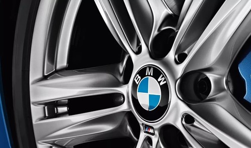 New bmw 5 - 2, 4
